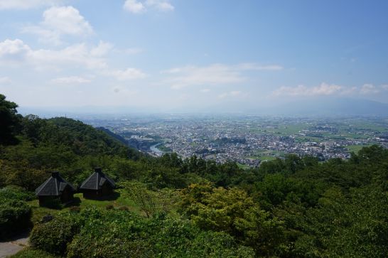 松本アルプス公園の展望広場からの景色