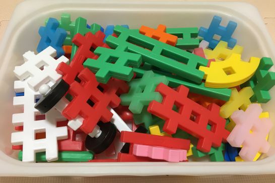 学研ニューブロックは1歳からでも遊べる知育玩具